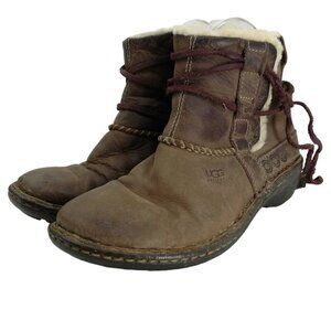 Ugg Cove Leather Sheepskin Brown Lace Up Tie Strap Boots Size 6 Shearling Ankle